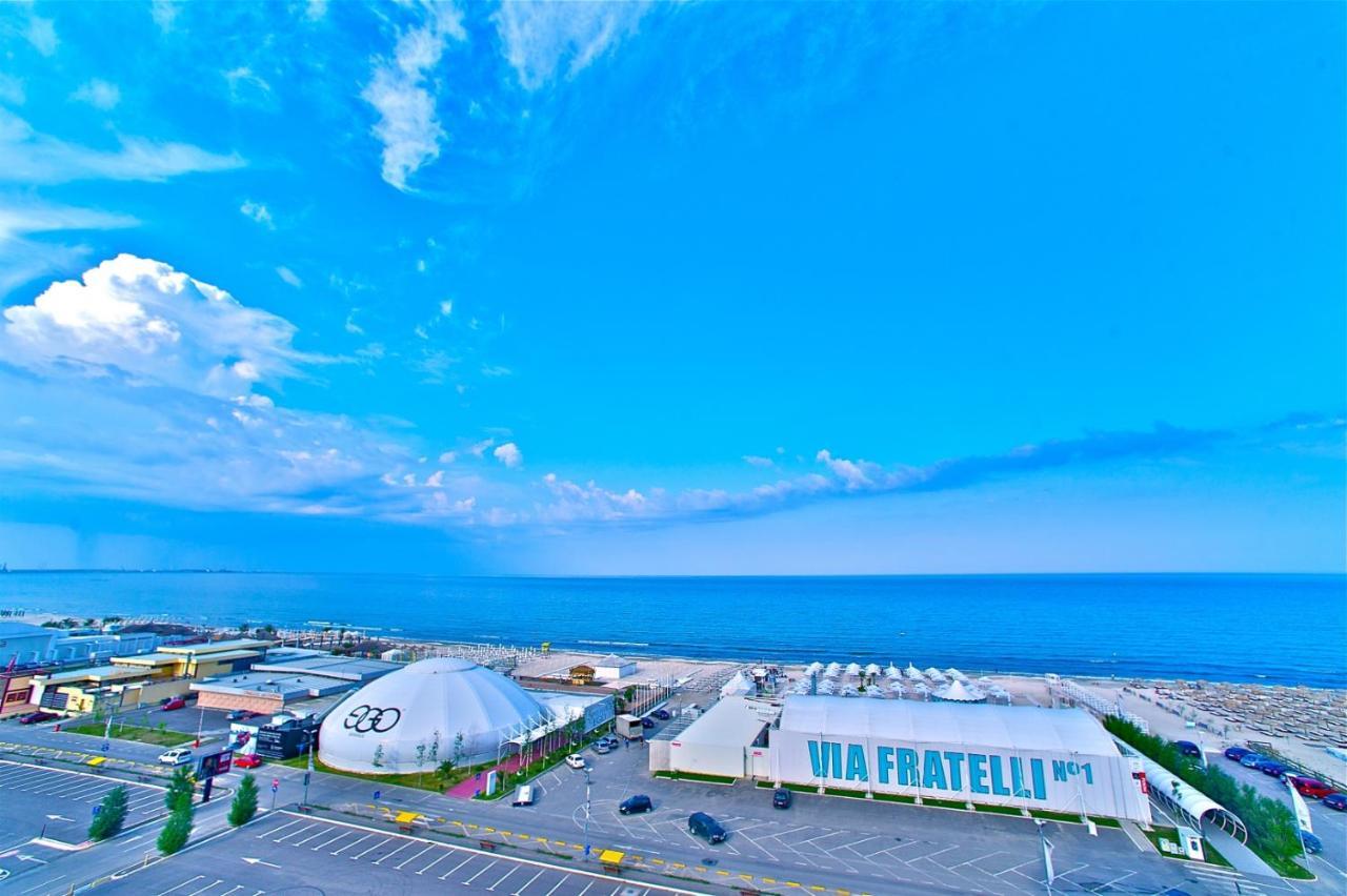 Summerland Luxury Velvet Front Sea View Mamaia Exterior foto